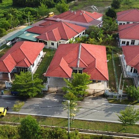 Patin Guest House @Desa Telok Ira, Temerloh Pahang Kampong Paya Kerinau 외부 사진